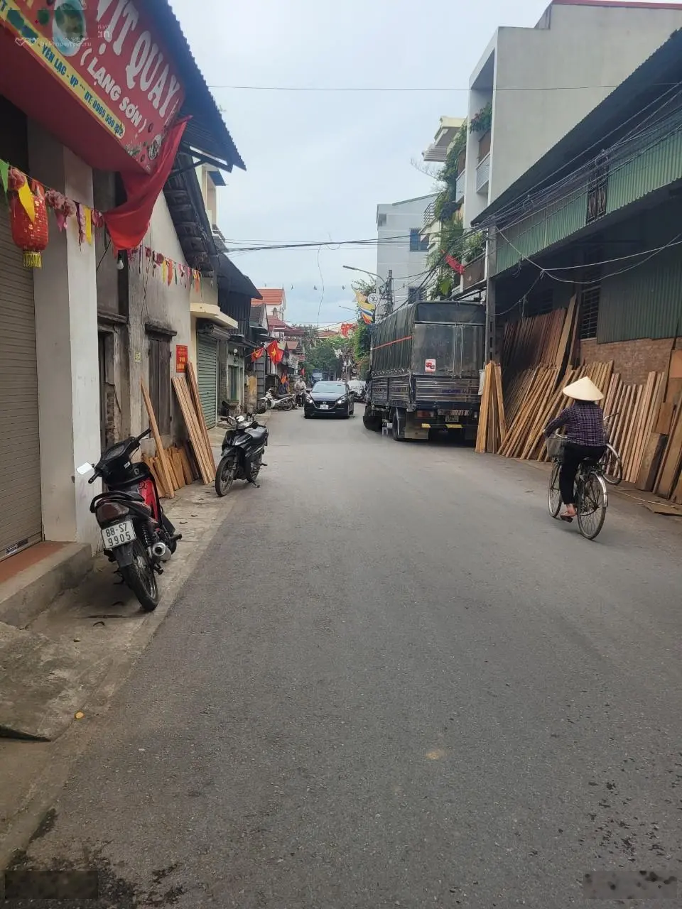 Đất trung tâm kinh doanh đắc địa nhất trục UBND thị trấn Minh Tân