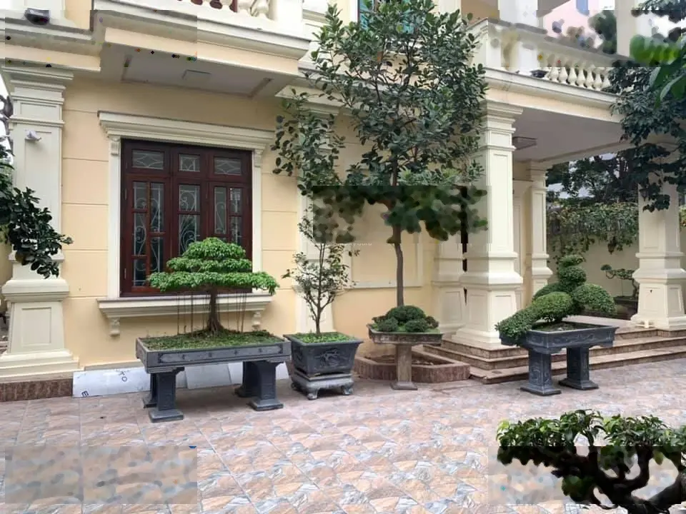 Nguyễn Khánh Toàn, Cầu Giấy, bán đất, tặng biệt thự 140m2, vỉa hè, ô tô, KD, chỉ 30 tỷ. 0988424386
