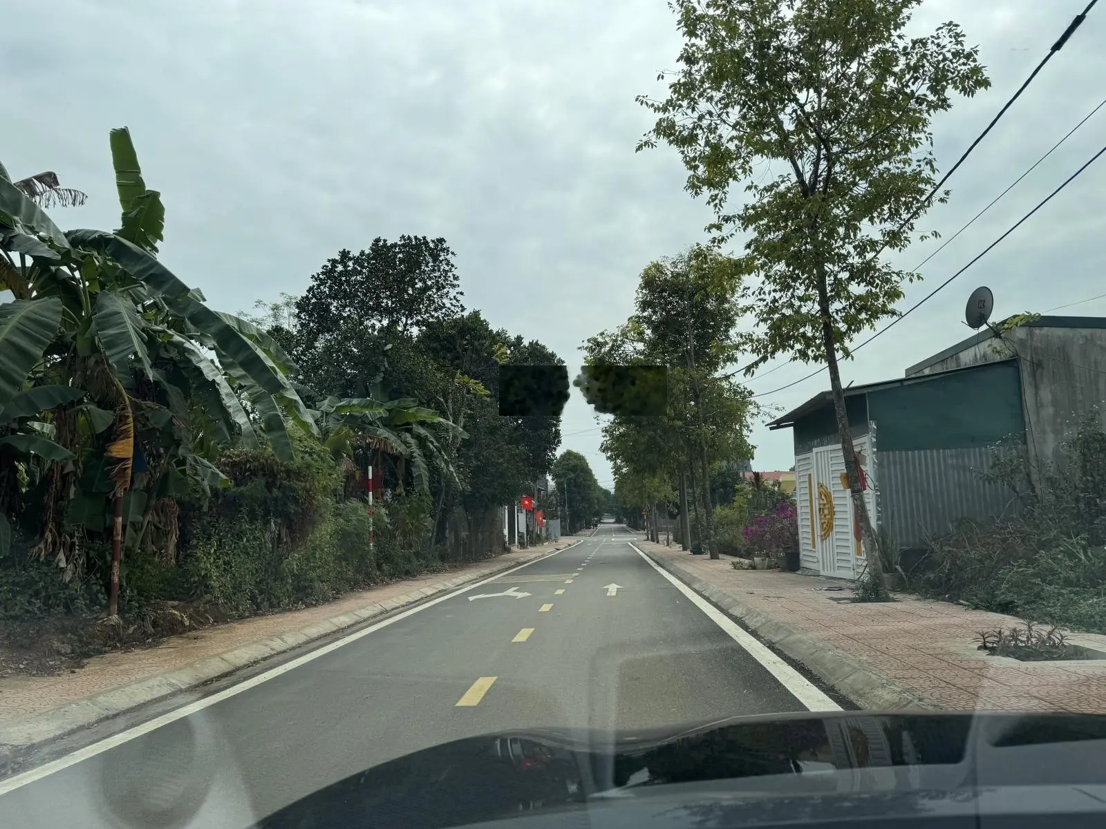 Bán nhà đẹp trung tâm Cao Phong, 180m², mặt tiền 10m, gần QL6, chỉ 2.8 tỷ - chính chủ