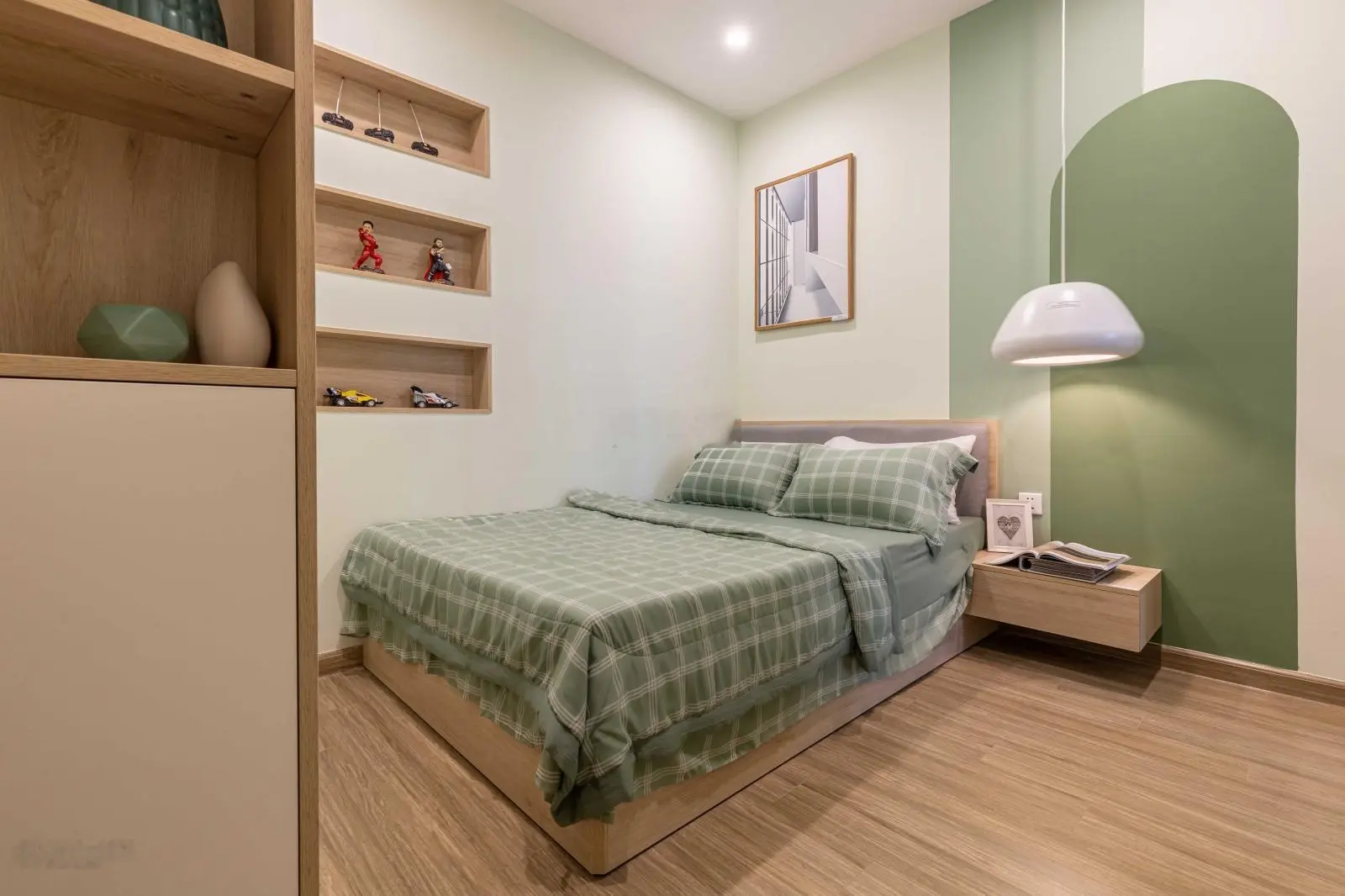 Bán căn hộ 2 ngủ 2,8 tỷ full đồ nội thất 55m nhận nhà ở ngay bc Đông Nam tầng trung đẹp ngay VinUni