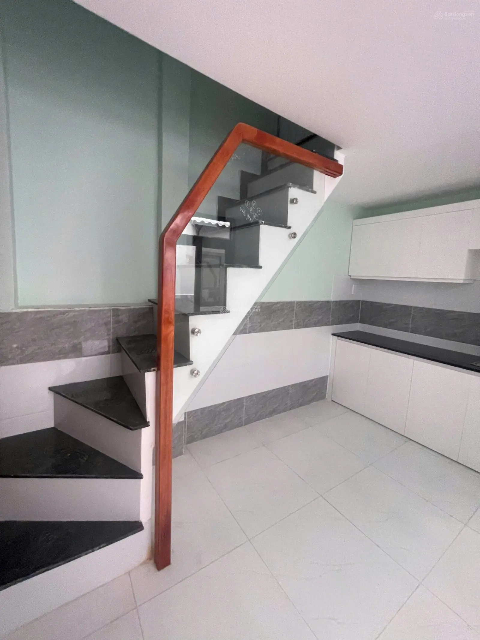 Bán nhà riêng tại Tân Thới Hiệp, 480 triệu, 20m2, giá siêu hời