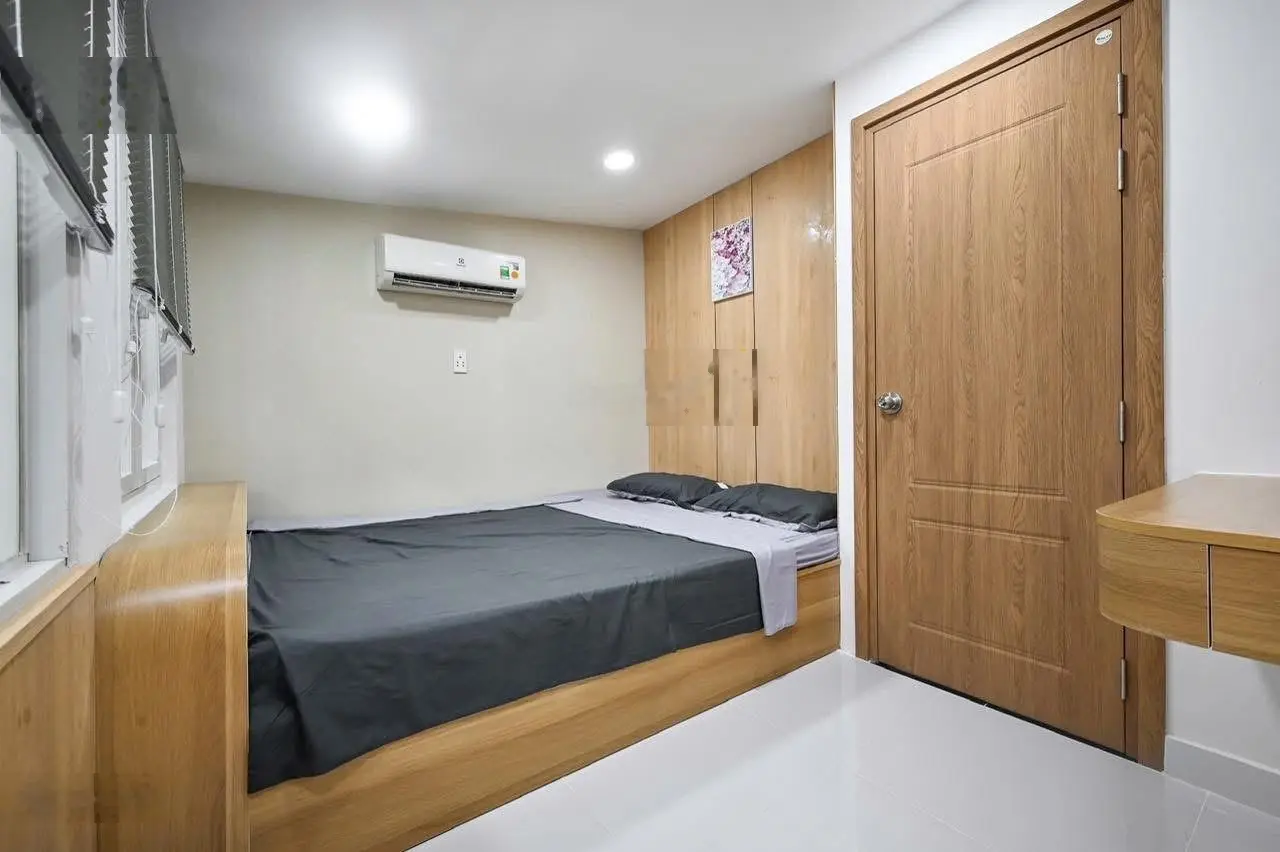 Chính chủ bán gấp nhà 2 lầu Đường số 8, phường 11, Gò Vấp, giá 3 tỷ 7, sổ hồng riêng, tặng nội thất