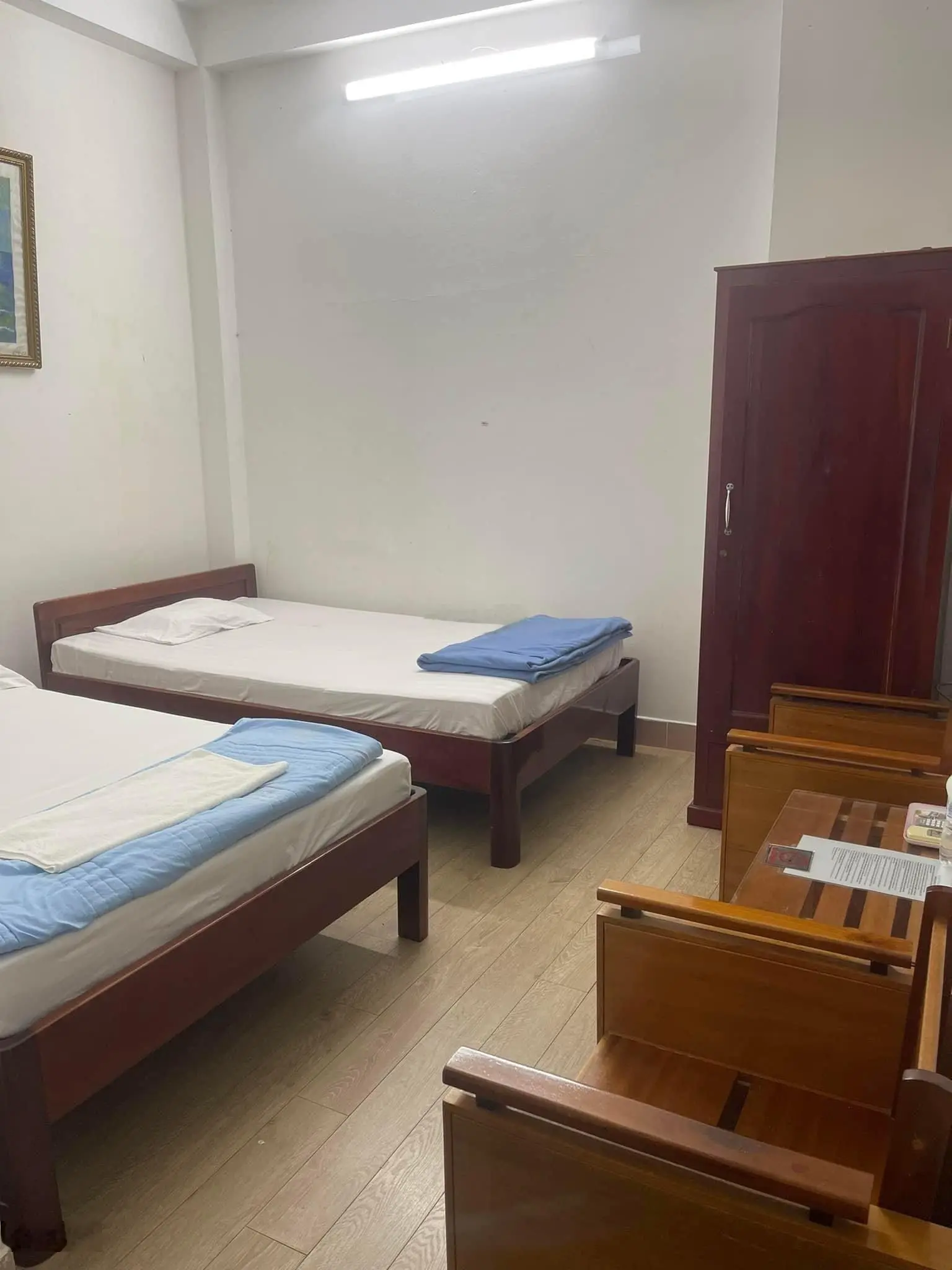 Cần bán nhà nghỉ 3 tầng - 13 phòng trung tâm quận Hải Châu - sát Nguyễn Tất Thành