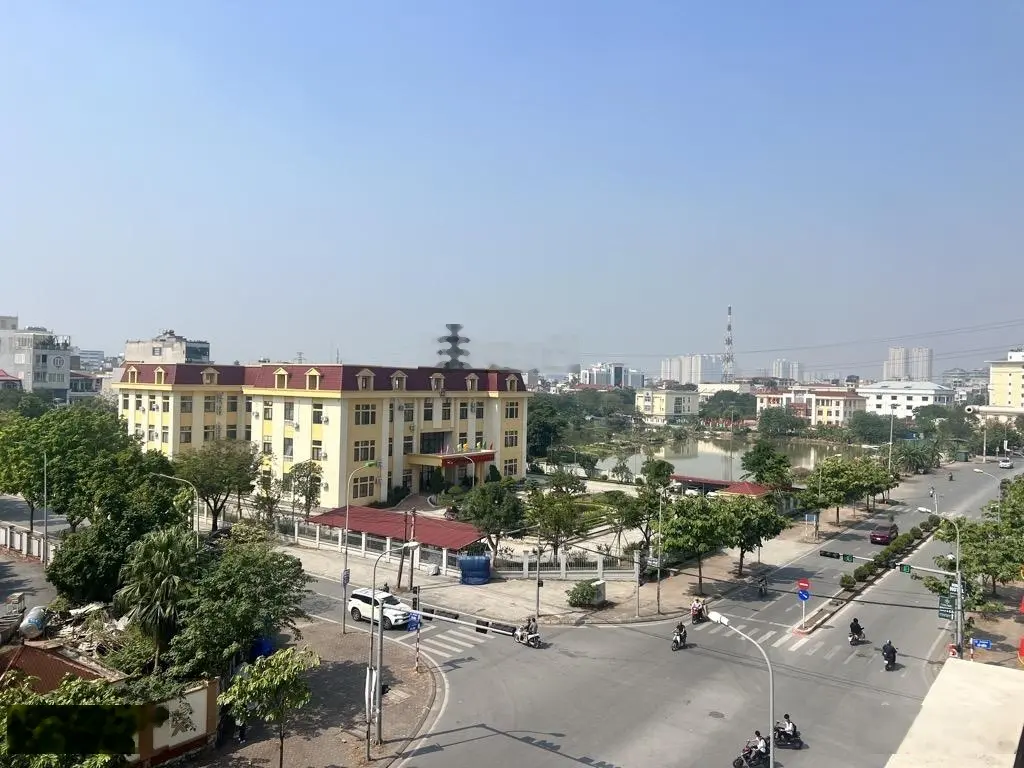 Phân lô liền kề, 50mx5 tầng thang máy, kinh doanh vô địch, vỉa hè đá bóng