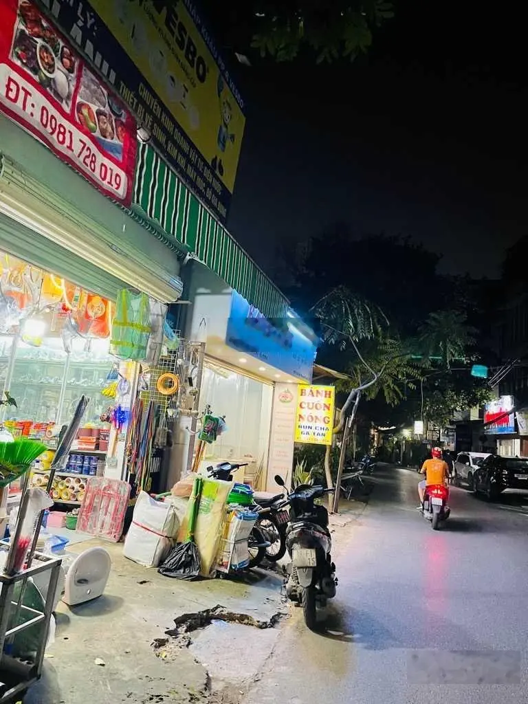 Bán nhà mặt phố Thanh Bình KINH DOANH SẦM UẤT, 72m2, C4 , mặt tiền 4.5m, giá 2.5 tỷ