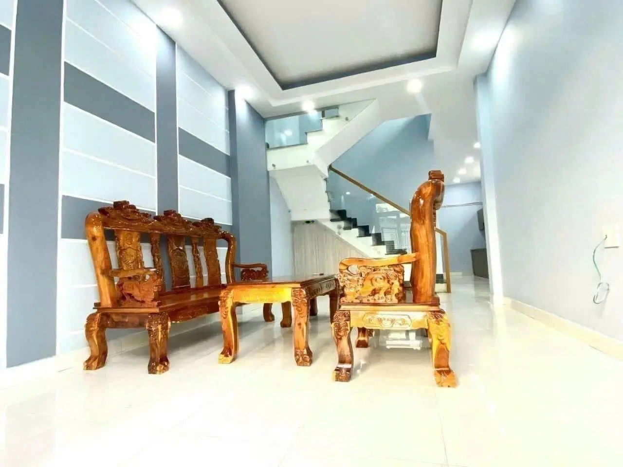 G.ía 2ty550.tl chính chủ. P. Trảng Dài B.án nhà góc 2 mặt tiền. Gần ngã tư Quang Thắng