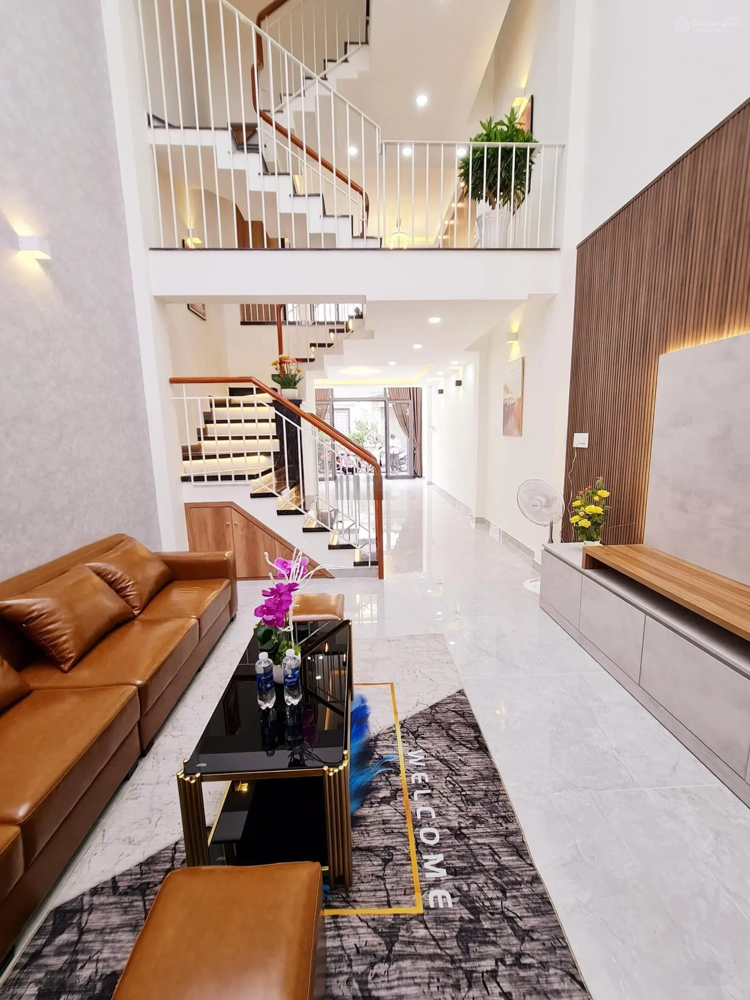 Không thể còn căn thứ 2, nhà Lê Thị Riêng, P. Bến Thành, Q1, 78m2, HĐ thuê 20tr, sổ riêng