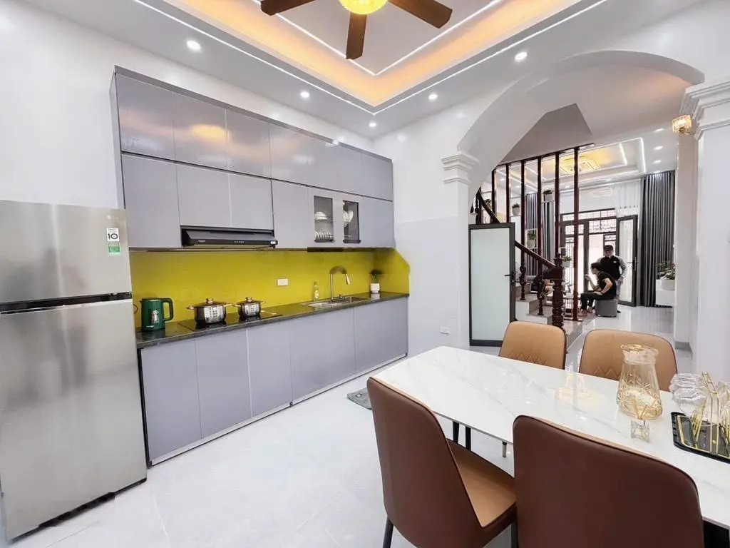 Siêu phẩm Thanh Xuân - nhà 5 mới - ôtô 5 tạ đỗ cửa - 10m ra ôtô - 2 thoáng - full nội thất hiện đại