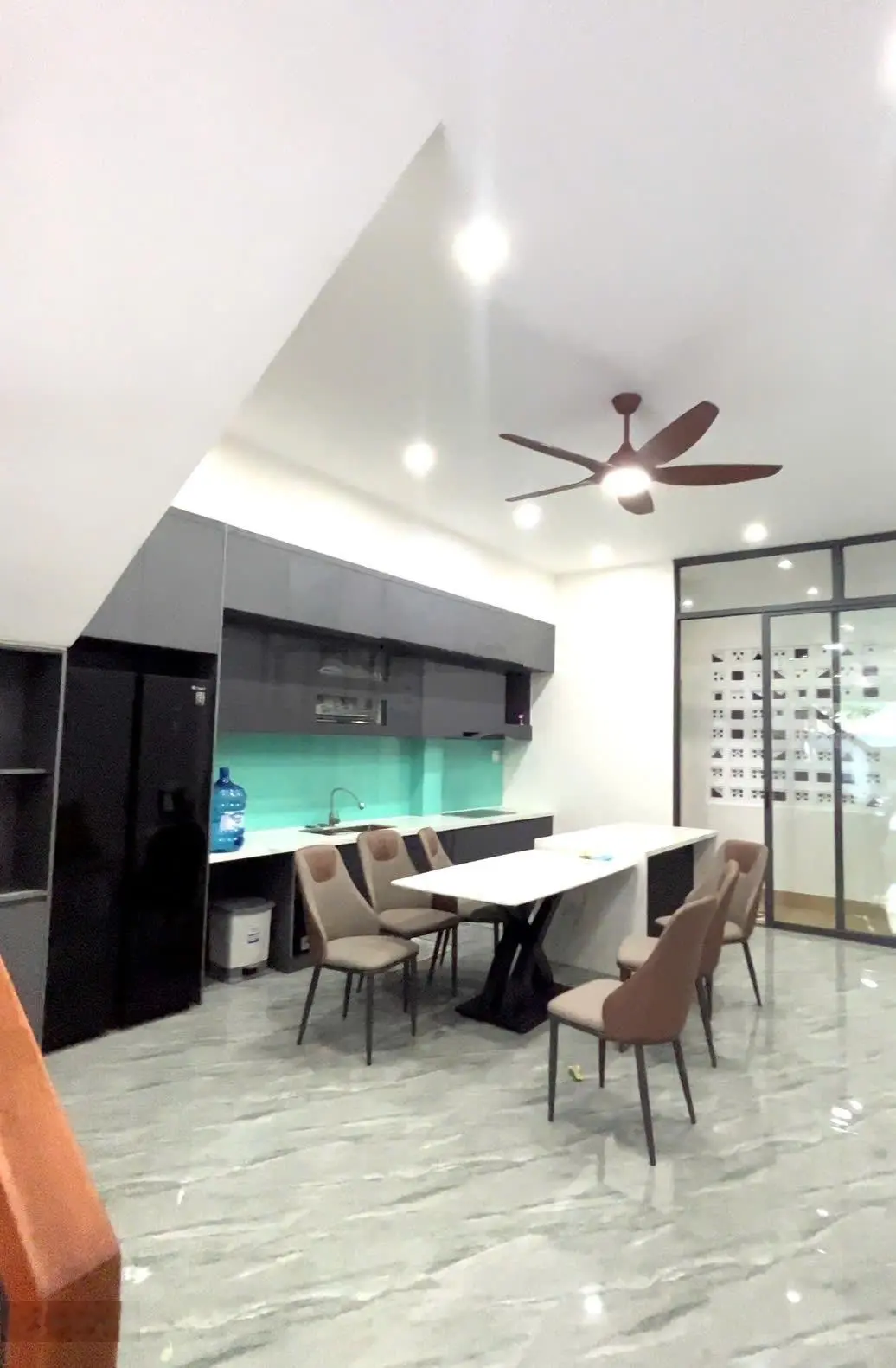 Mới căn - nhà 3 tầng trung tâm Hải Châu - giá nhỉnh 6 tỷ - đường Huy Cận sát Phan Đăng Lưu