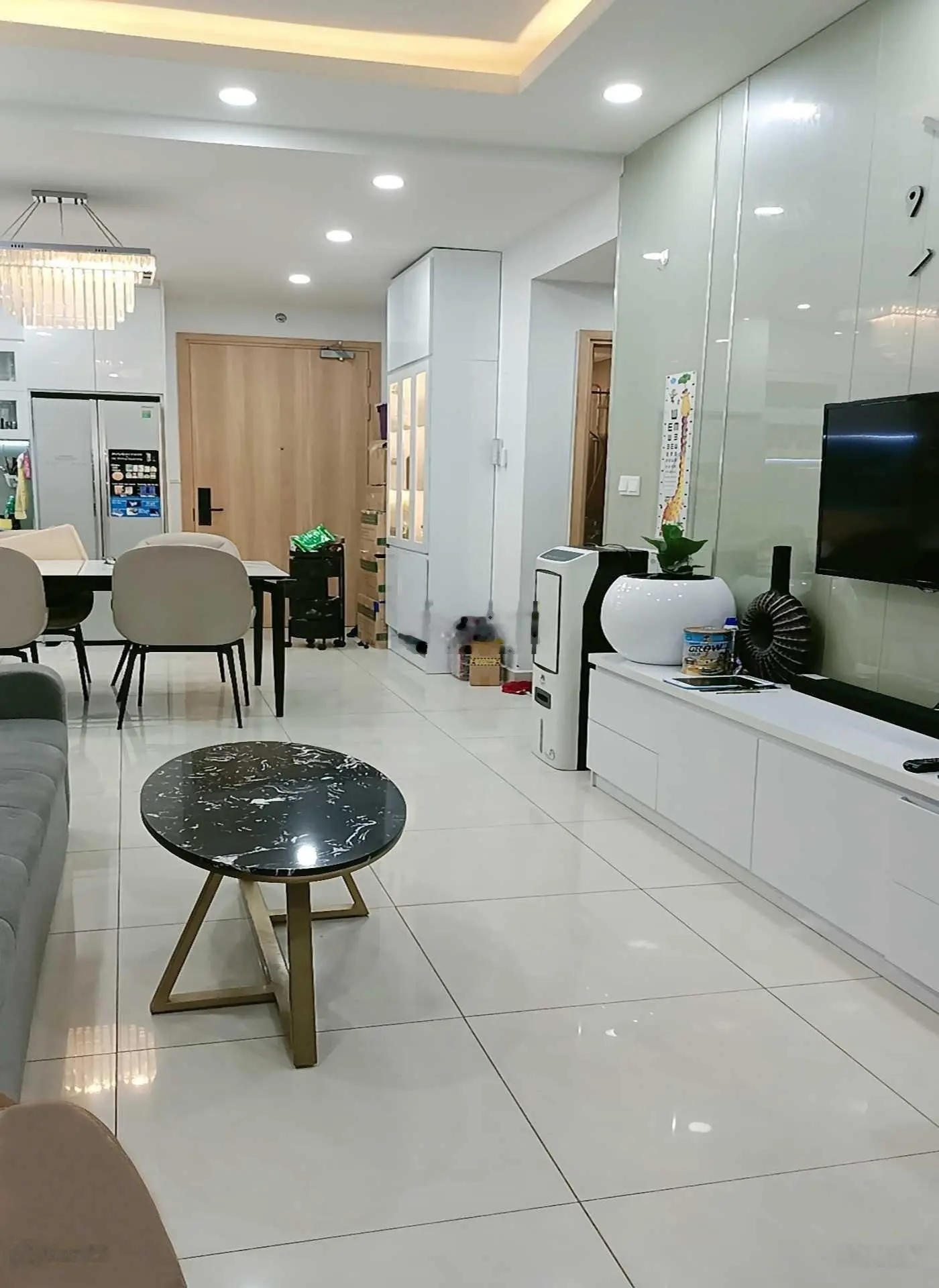 Bán gấp căn hộ Emerald 63m2 giá sieu re, NTCB, chỉ 3.04 tỷ