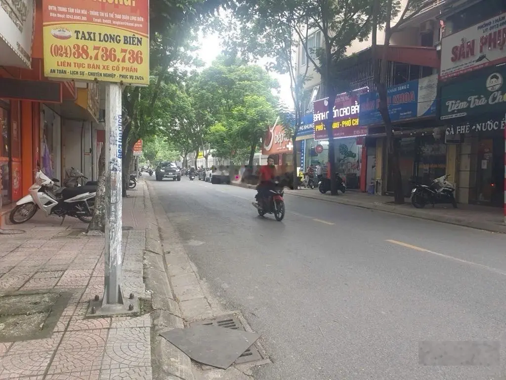 Mặt ngõ thông ô tô 7 chỗ vào nhà - 30m ra phố nguyễn văn linh.