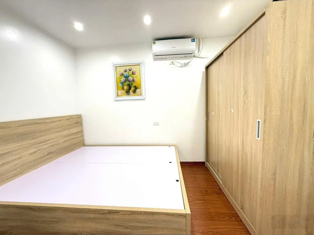 Bán căn hộ Hùynh thúc kháng dt 80mt3 giá bán 3.45 tỷ