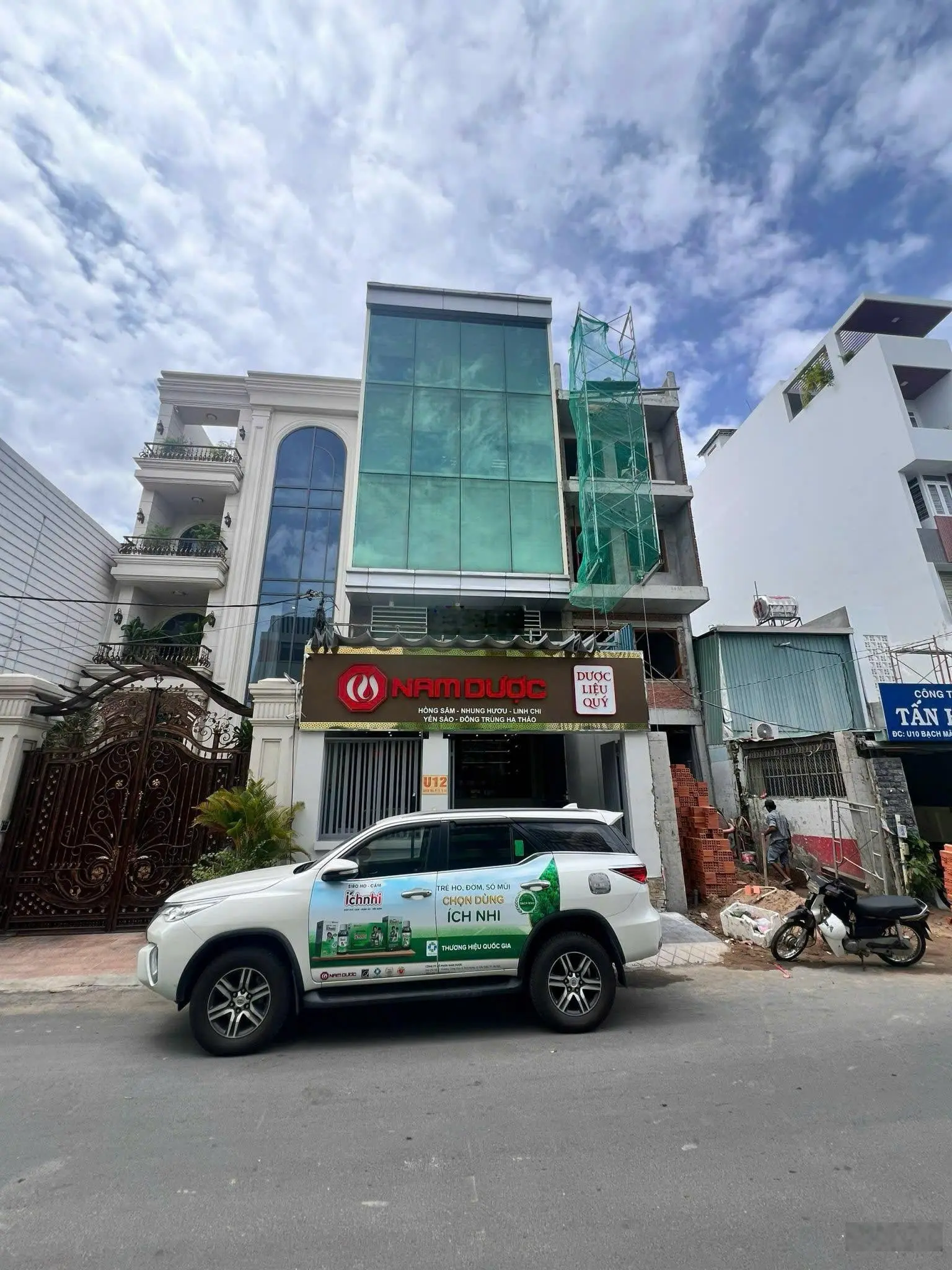 Toà Nhà 2 Mặt tiền đường Bạch MãKhu Cư Xá Bắc Hải Q10, DT:8x25m2,DTS:501,4m2 Bán 69 tỷ