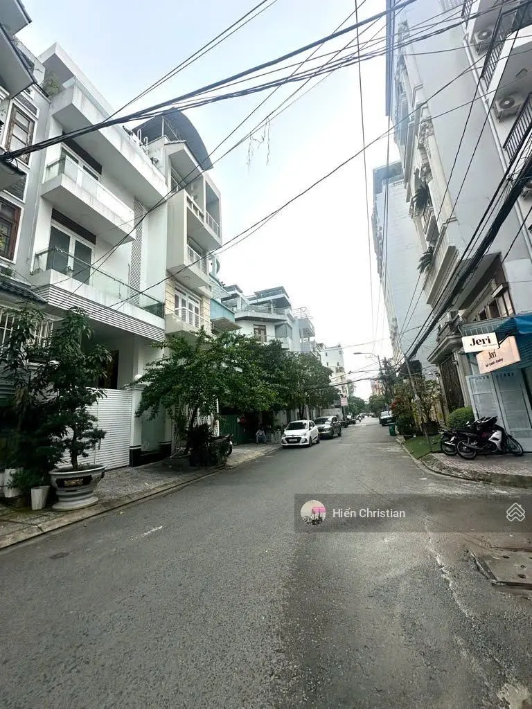 Nhỉnh 11 tỷ. Mặt Tiền đường số 36, Tân Quy, Quận 7; DT:4x17; 5 lầu; Ở thì tuyệt Kinh Doanh Đỉnh