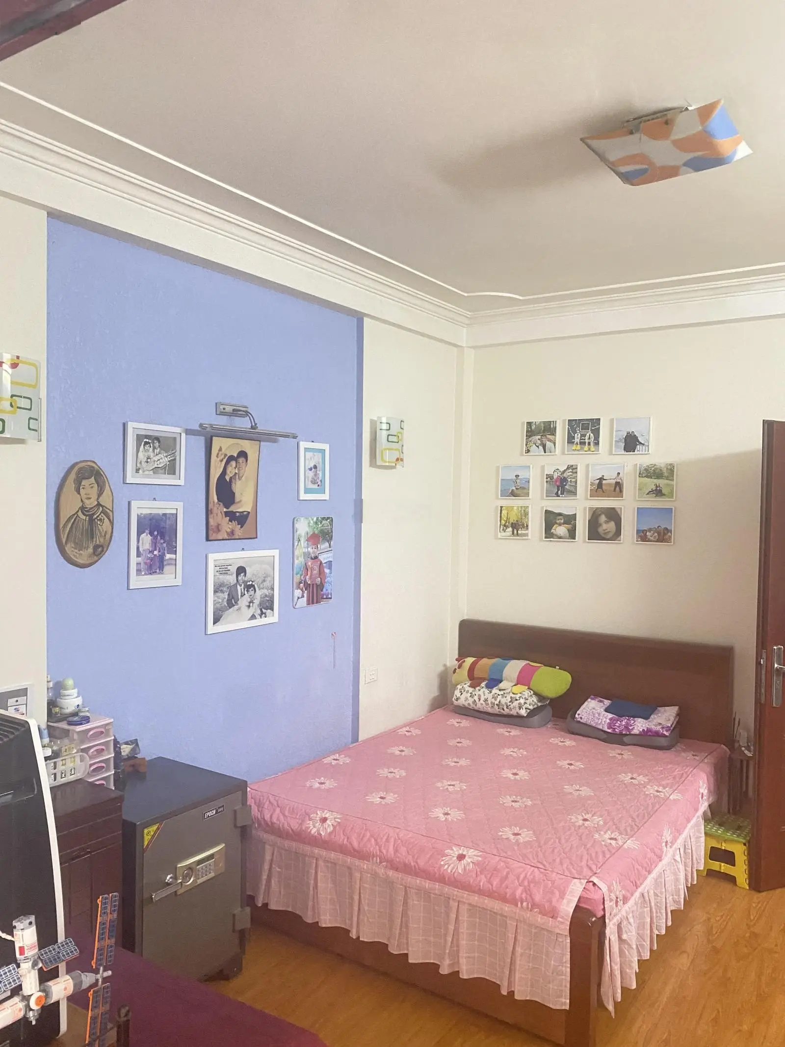 Chính chủ cần bán nhà Cầu Giấy DT 50m2 x 5 tầng 10 tỷ ngõ rộng ba gác tránh - LH 0886 896 ***