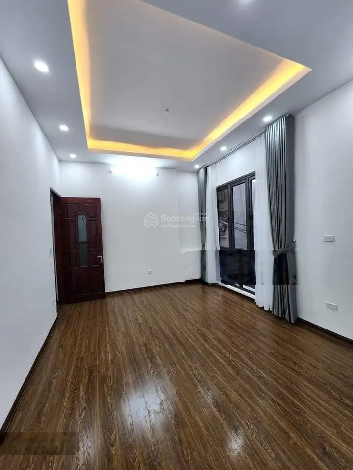 Cực Hiếm ! Nhà Lê Thanh Nghị DT 48m2x6T mặt tiền 4m ngõ thông giá chỉ 7.55 tỷ