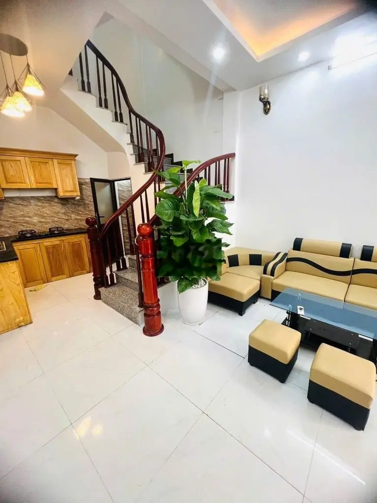 Bán nhà Yên Nghĩa, dân trí tuyệt vời, 30m2, nhỉnh hơn 2 tỷ