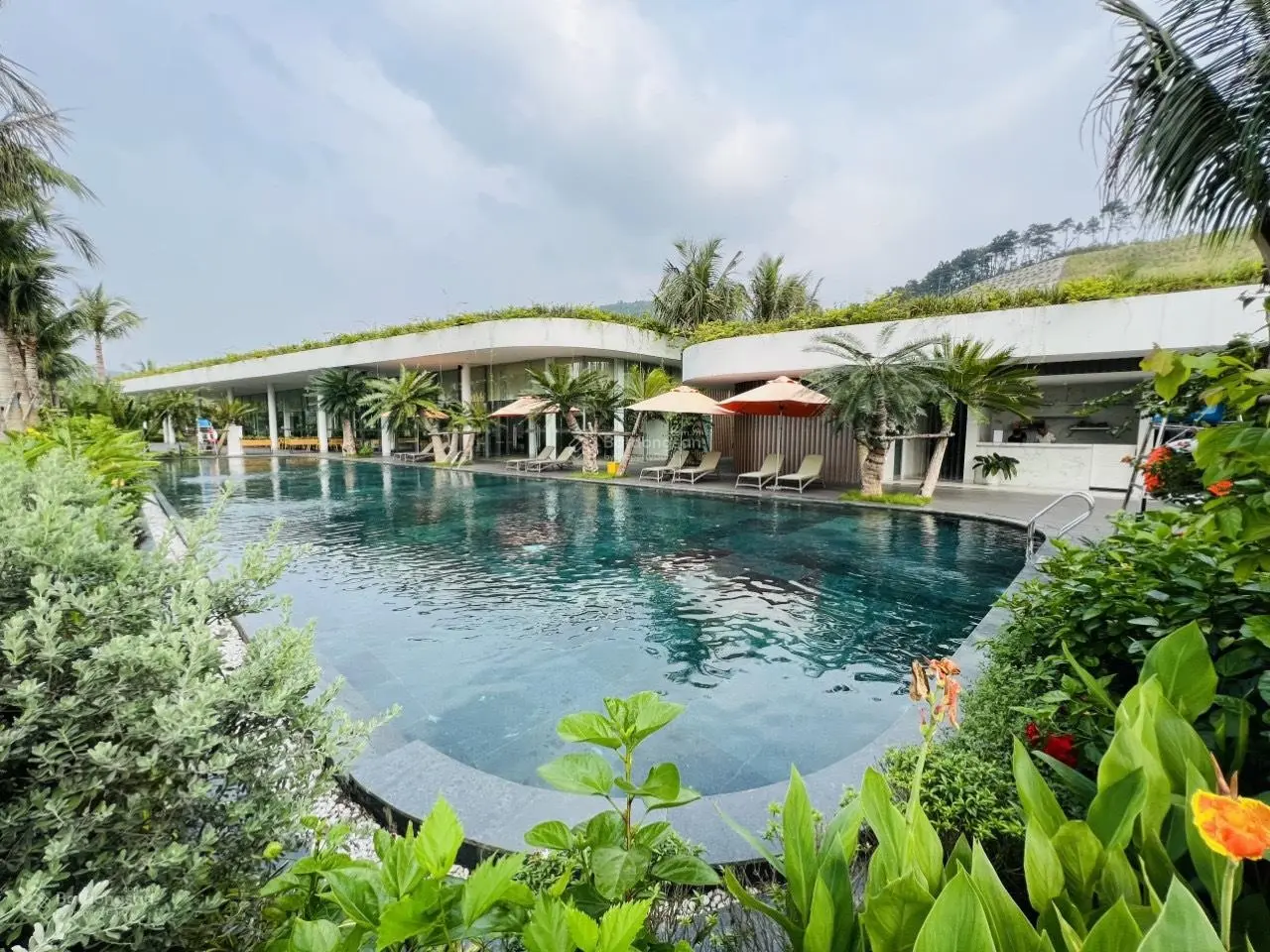Chính chủ bán villa 3PN có bể bơi 4 mùa, phòng xông hơi tại Flamingo Venus Đại Lải