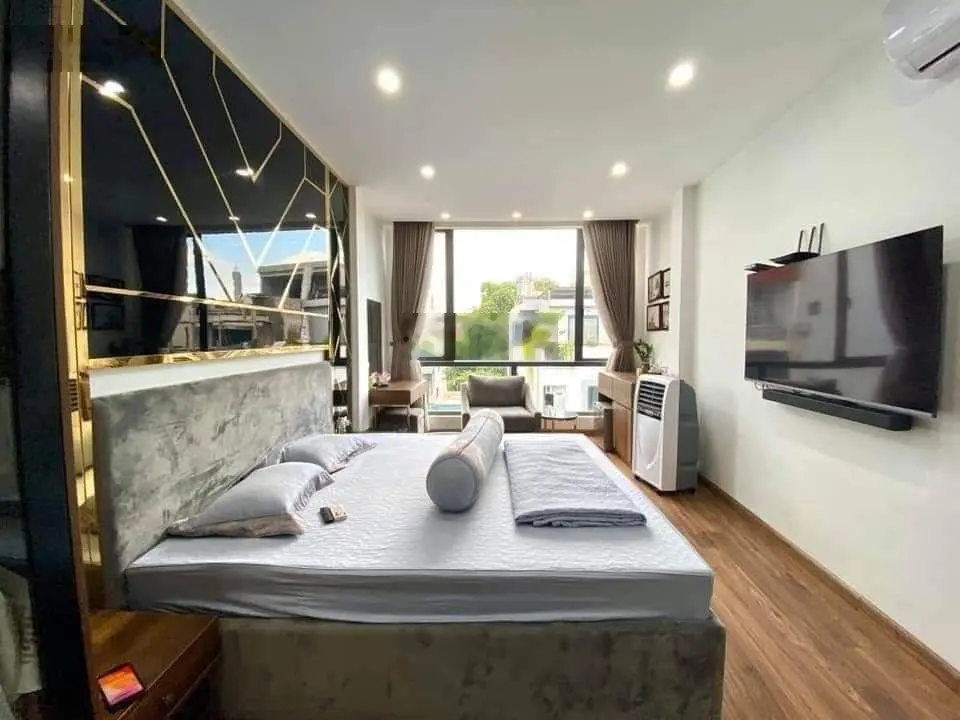 Bán Gấp nhà siêu hiếm Cầu Diễn 68m2 x 5 tầng lô góc ô tô vào nhà xung quanh ngập tràn tiện ích