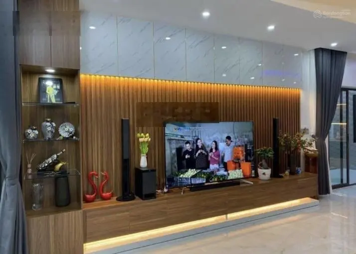 Bán nhà riêng 4PN, 3WC tại Lê Đại Hành 55m2, Q11, HCM , GIÁ 2tỷ499tr