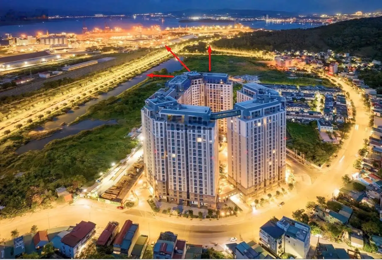 Căn penthouse duy nhất view biển còn lại tại Dragon Castle Hạ Long, DT 104 m2, CK 10%, giá 3 tỷ