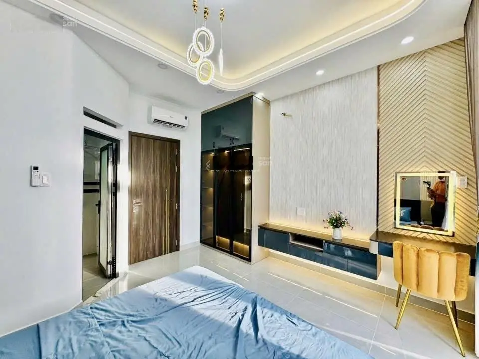Giảm 1.5 tỷ mặt tiền kinh doanh 4 tầng, đường rộng 16m- dt 5x20 - chỉ 8.xx tỷ - dòng tiền 300tr/năm