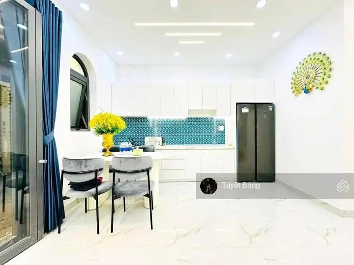Nhà ngộp Đ.Bình Gĩa,P.13,Q.Tân Bình,Tp.Hồ Chí Minh.Gía chỉ 3tỷ hơn.Liền kề sân bay Tân Sơn Nhất