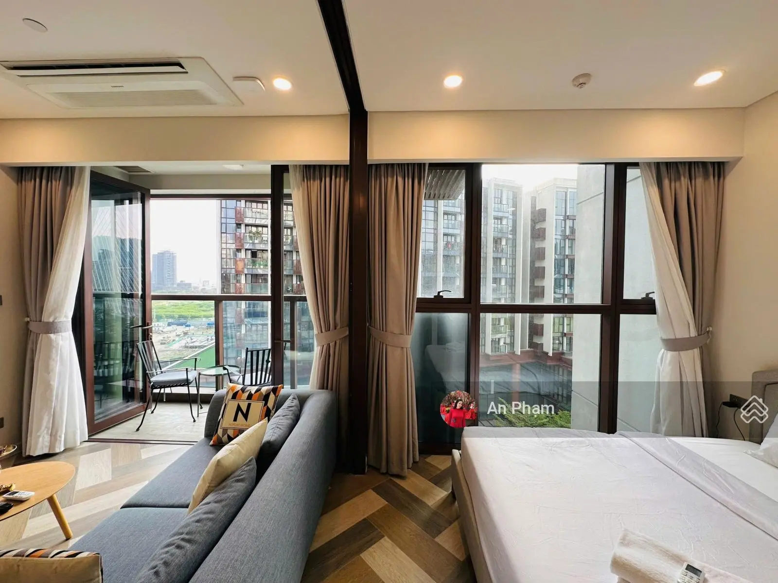 Bán The Galleria - Metropole 1 phòng ngủ view cầu Bason