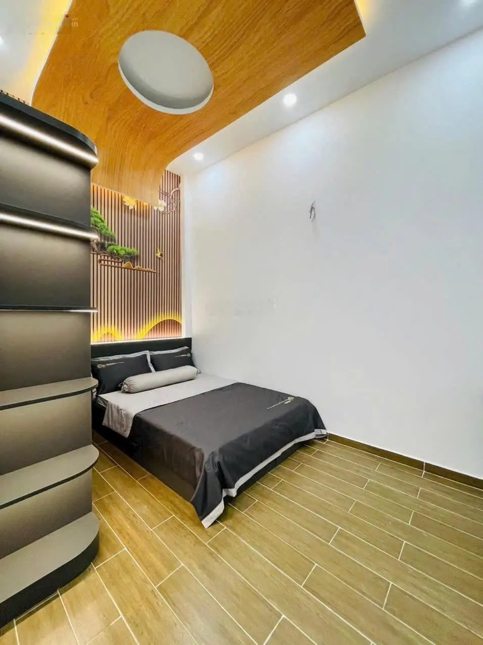 Cần tiền bán gấp nhà 1 trệt 1 lầu ngay đường 22 tháng 12 gần cổng khu Vsip 1 sổ hồng riêng