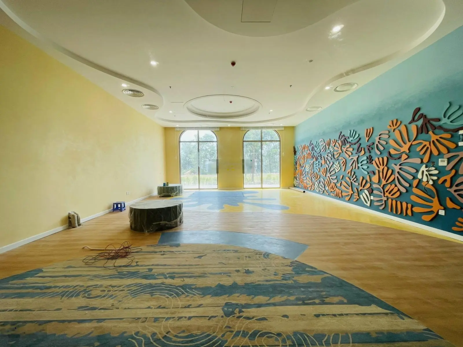 Cần bán gấp căn studio-view hồ bán nguyệt -sổ hồng lâu dài - bàn giao full NT - 1,9 tỷ 0919 755 ***
