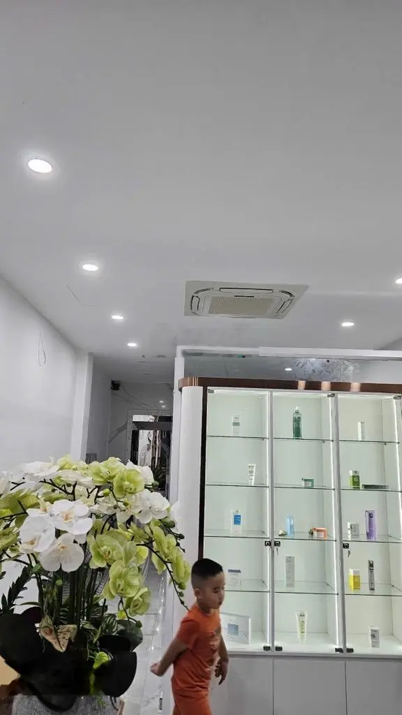 Cực phẩm trung tâm hai bà trưng, 6 tầng thang máy ô tô tránh đỗ ngày đêm, 51,6m2, giá 18,7 tỷ.