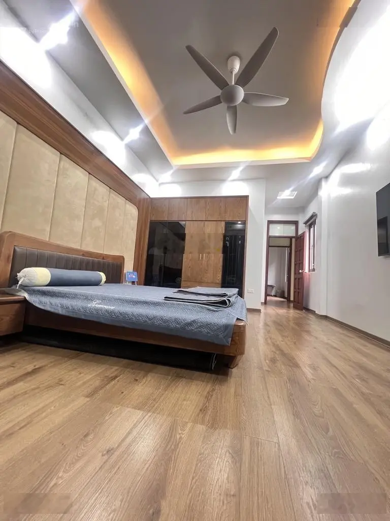 Bán nhà - kim mã - ba đình -30m ra phố-mặt ngõ thông - full nội thất - nhà đẹp ở ngay