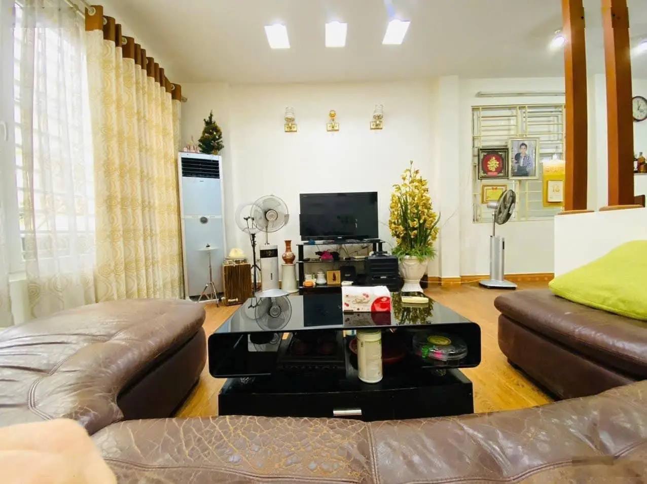 Bán gấp nhà riêng 44m2, 6 tầng, 4PN, 4WC tại Khương Trung, Thanh Xuân, giá tốt,gara ô tô,kinh doanh