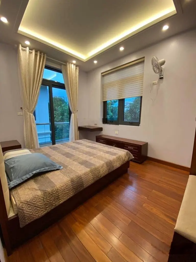 Chính chủ mình bán biệt thự An Khang, Dương Nội , Hà Đông , mặt đường đôi đối diện công viên