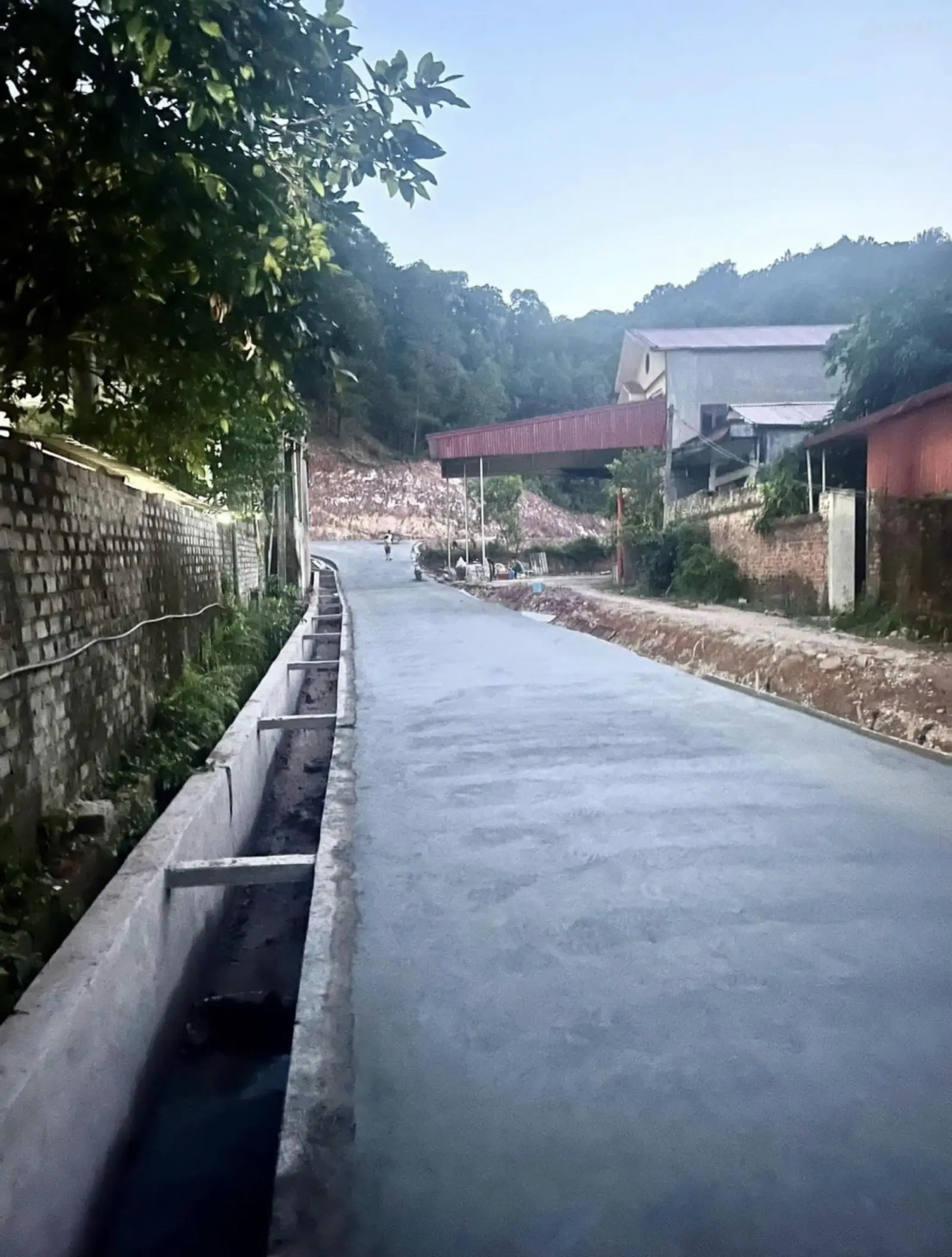Cần bán khu phân lô mới F0 full thổ cư ngõ ô tô đi thoải mái 73m2 MT 4,5m nở hậu 5,2m