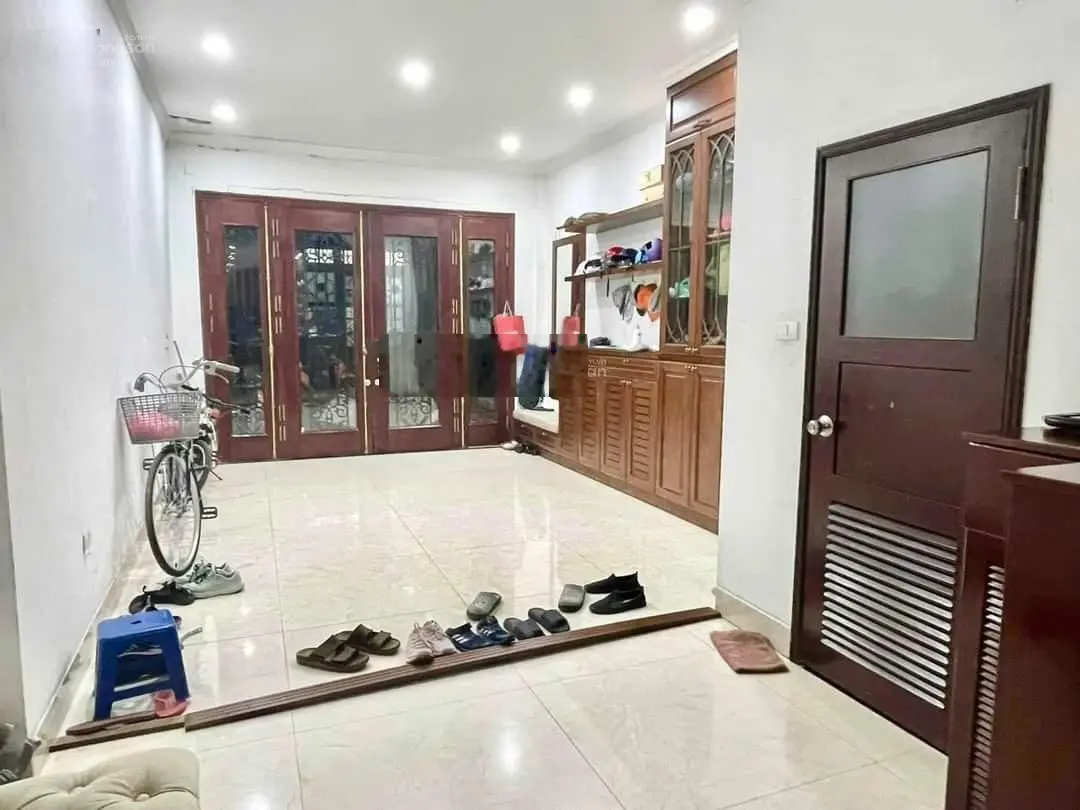 Bán nhà văn cao - phân lô - ô tô tránh - vỉa hè - thang máy - nhà mới 70m*6tầng*mt 4m* 23tỷ nhỉnh