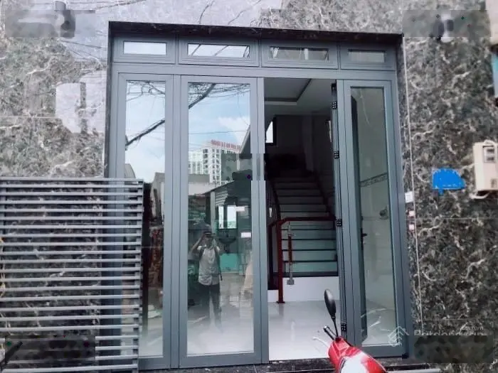 Nhà đẹp giá mềm Nguyễn Thông, Q. 3 52m2 3tỷ430, 3PN 3WC SHR