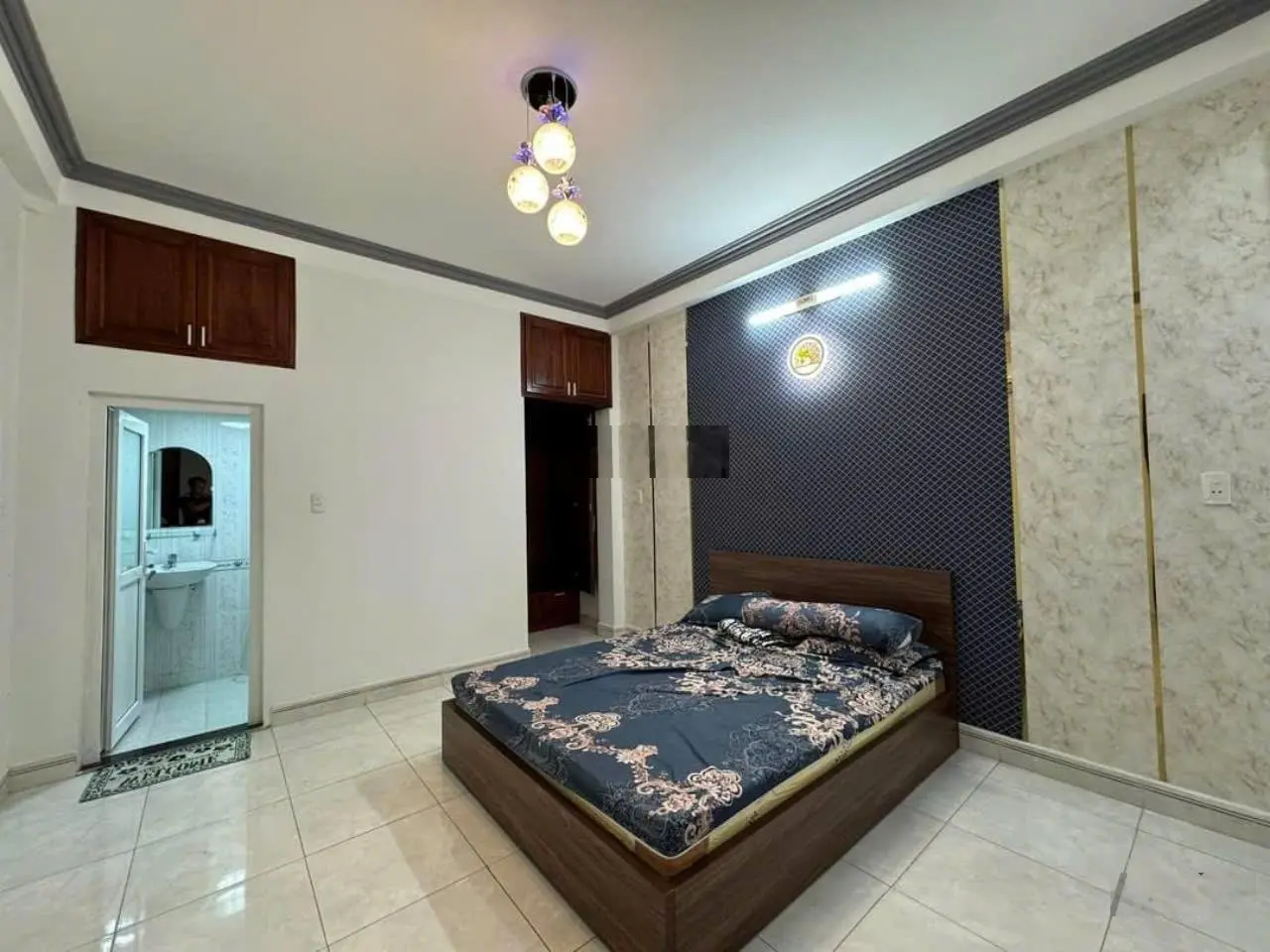 Định cư bán gấp căn nhà đường Nguyễn Phúc Chu, P. 15, Quận Tân Bình. Hẻm lớn 6m ô tô