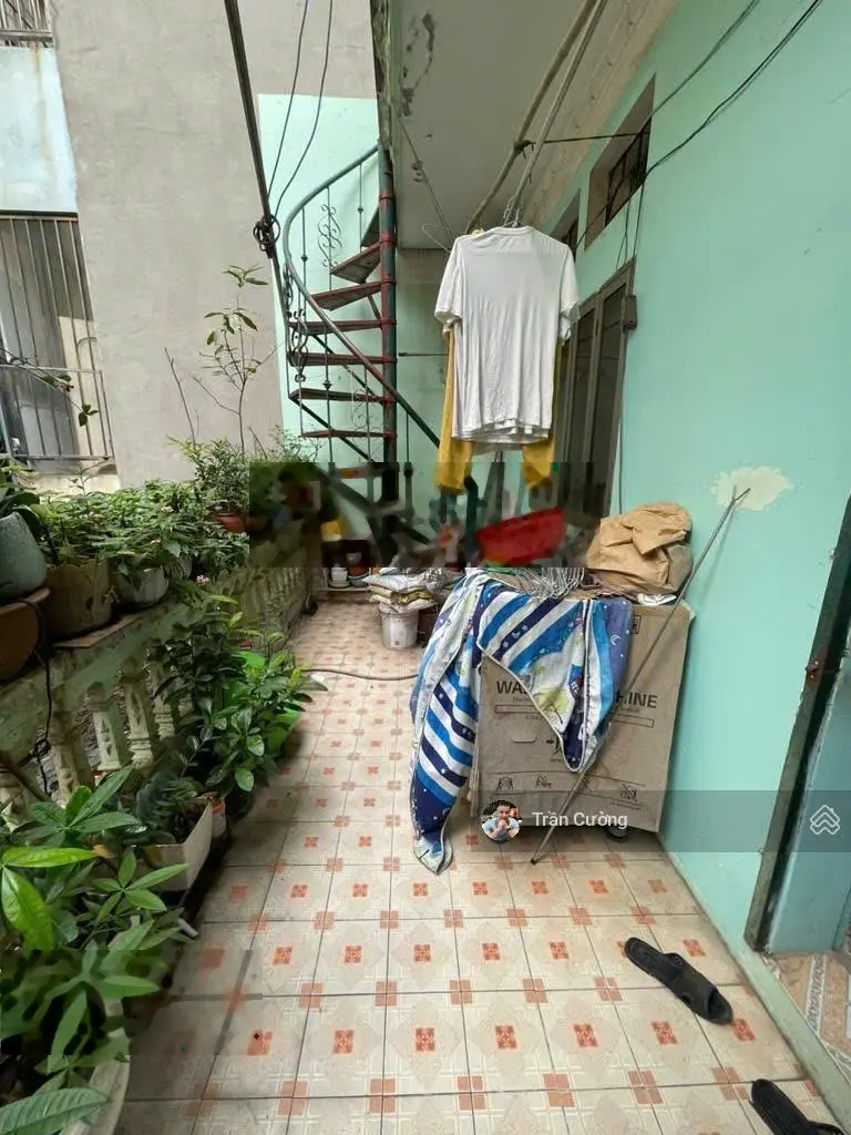 Bán nhà trương định, hai bà trưng, ngõ nông, gần phố ô tô tránh, 45m2, 8.8tỷ(ctl)