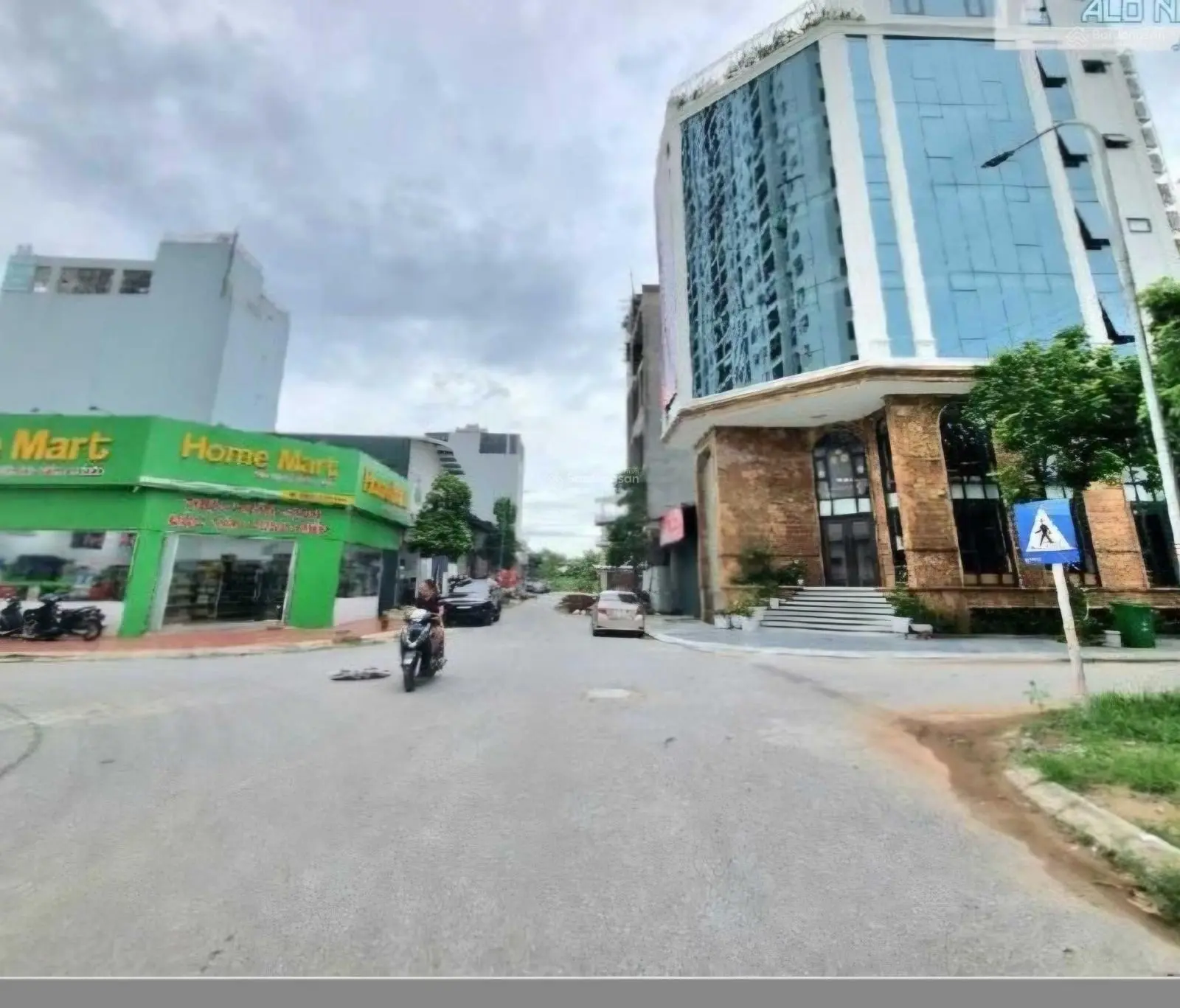 Bán đất đấu giá tứ hiệp 150m đất, mặt tiền 9m, vỉa hè, kinh doanh văn phòng, đường 10m, giá 24 Tỷ