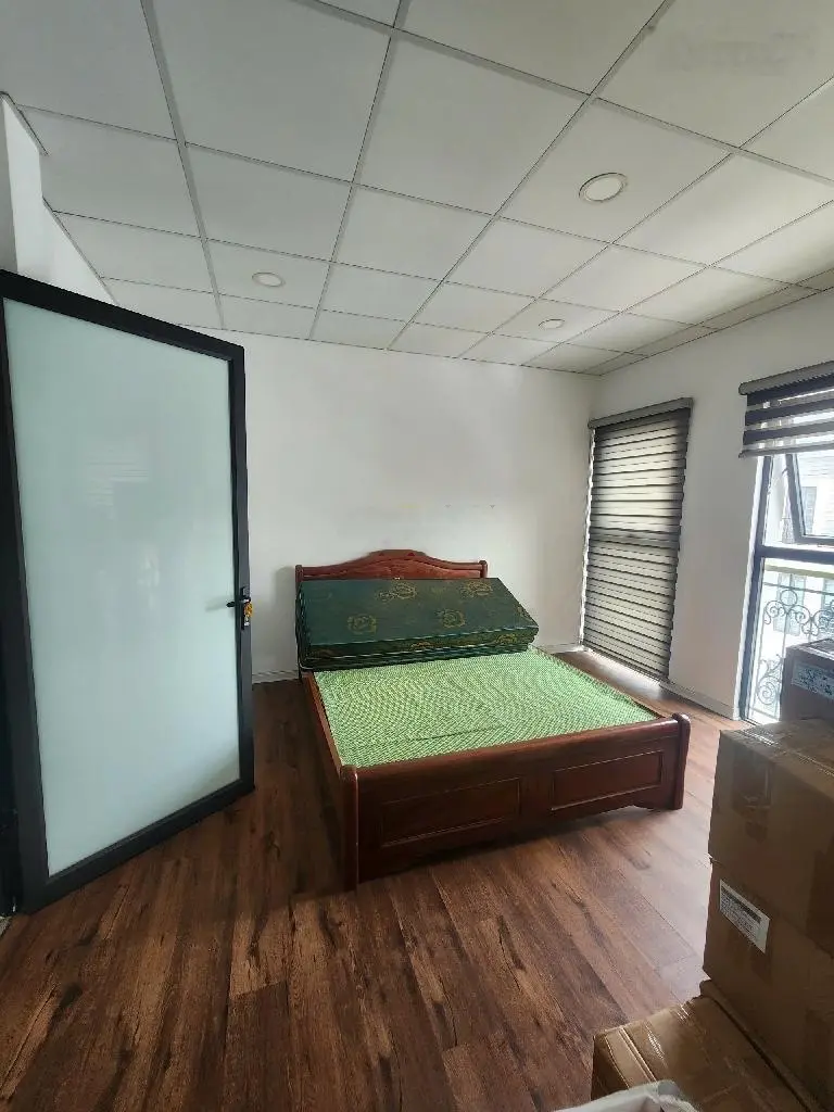 Bán biệt thự đường Nguyễn Xiển - view đẹp chính chủ - 80m2, 24 tỷ VND