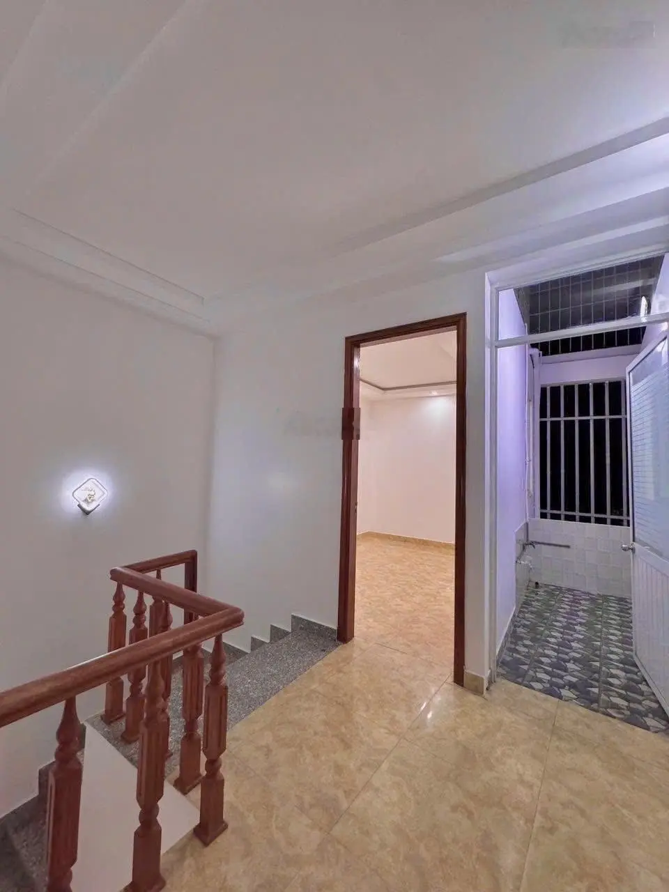 Bán nhà 3 tầng mặt ngõ phố Chợ Hàng cũ