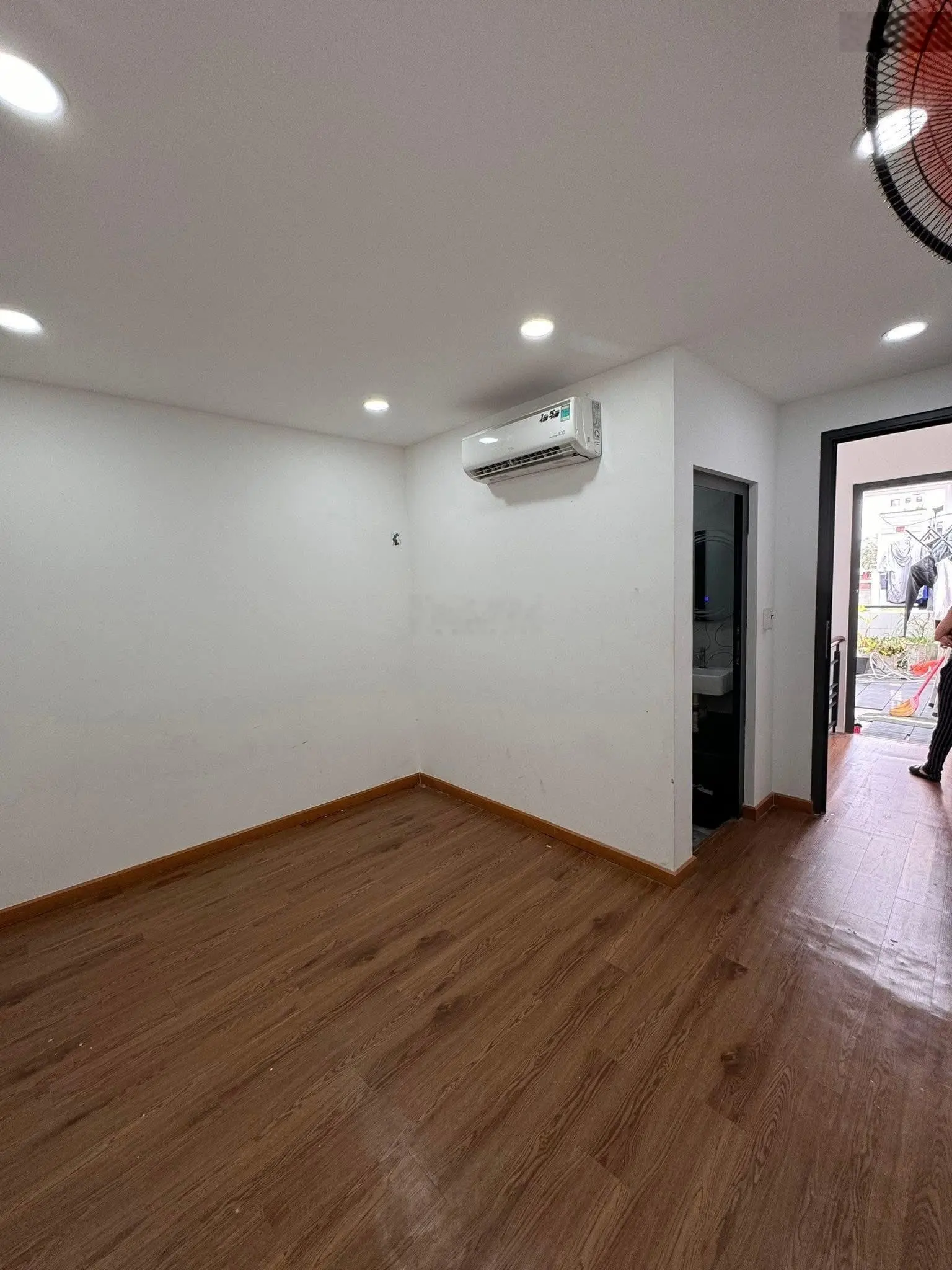 Bán nhà ngay trung tâm Phú Nhuận tại đường Đào Duy Anh, Phường 9| Giá 2 tỷ 130| DT 45m2