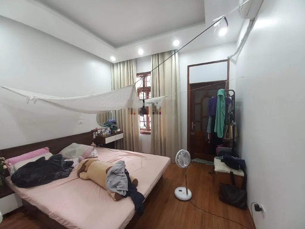 Bán Gấp Nhà Đẹp Cầu Diễn, 60m2. Ô tô qua cửa, KD, Tặng Full nội thất, Giá: nhỉnh 8 tỷ,