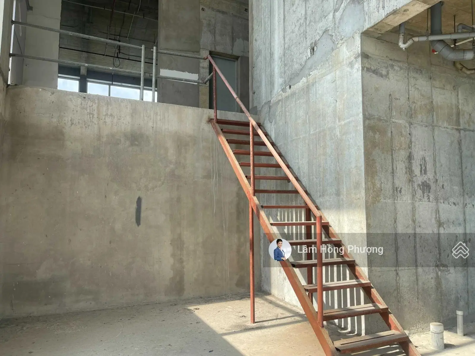 Bán Penhouse 482m2 La casa quận 7 giá 17.5 tỷ có sẵn sổ hồng 0939 220 *** Em Phượng