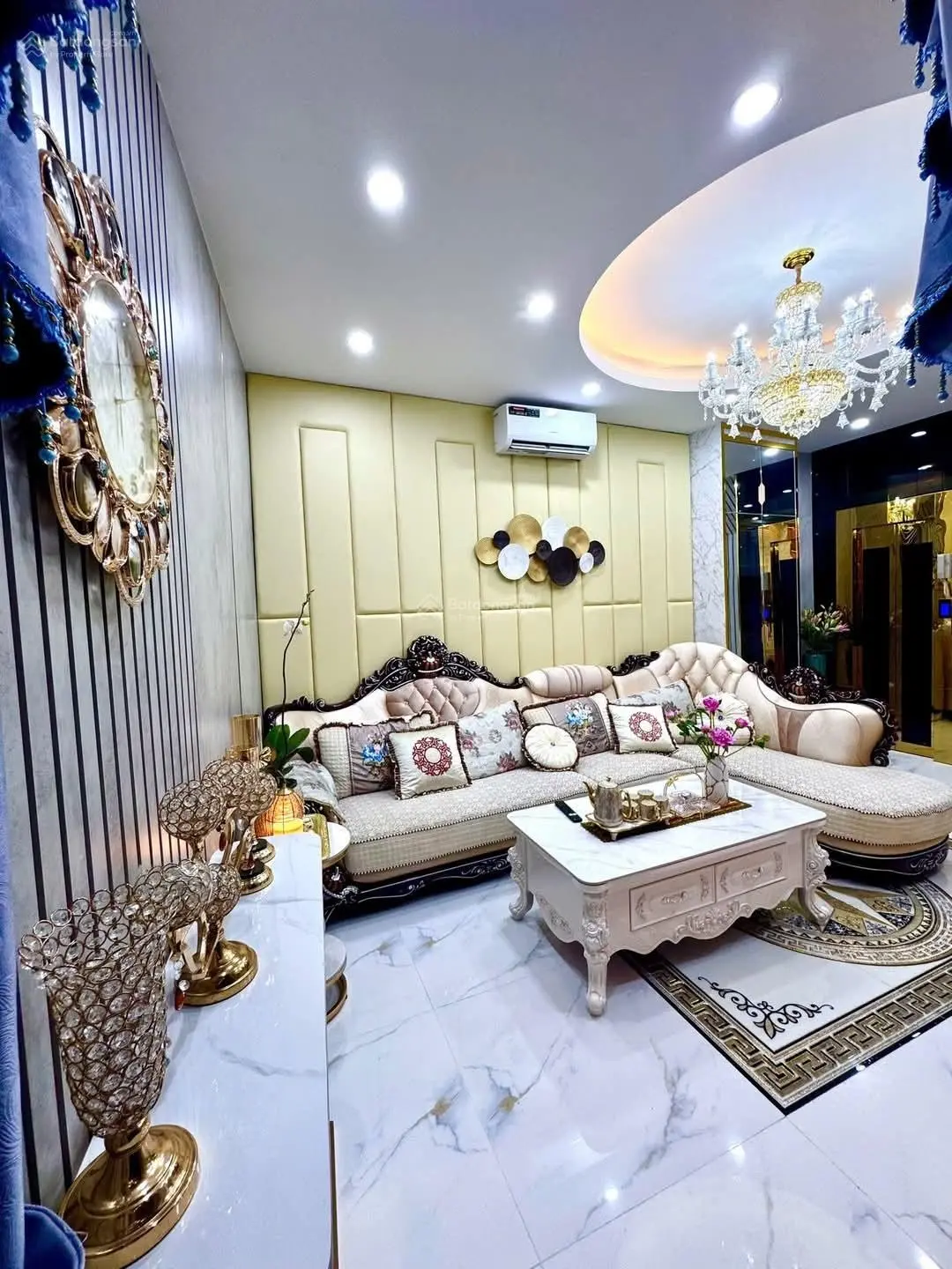 Bán nhà - trung tâm đống đa - 5 tầng thang máy - full nội thất - đẹp như ks 5 - giá chỉ 8.65 tỷ