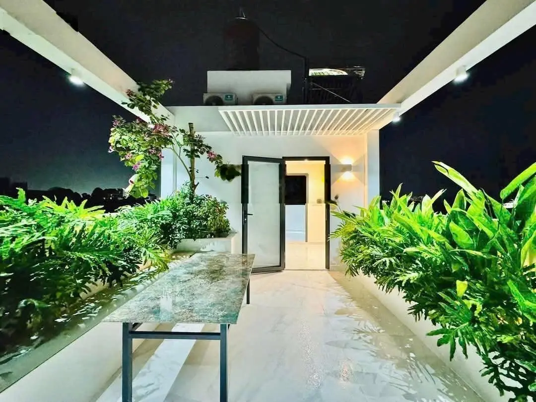 Căn siêu vip Thống Nhất - Gò Vấp - có thang máy nhập khẩu Ý - hiện đại không đụng hàng - 5 tầng mới