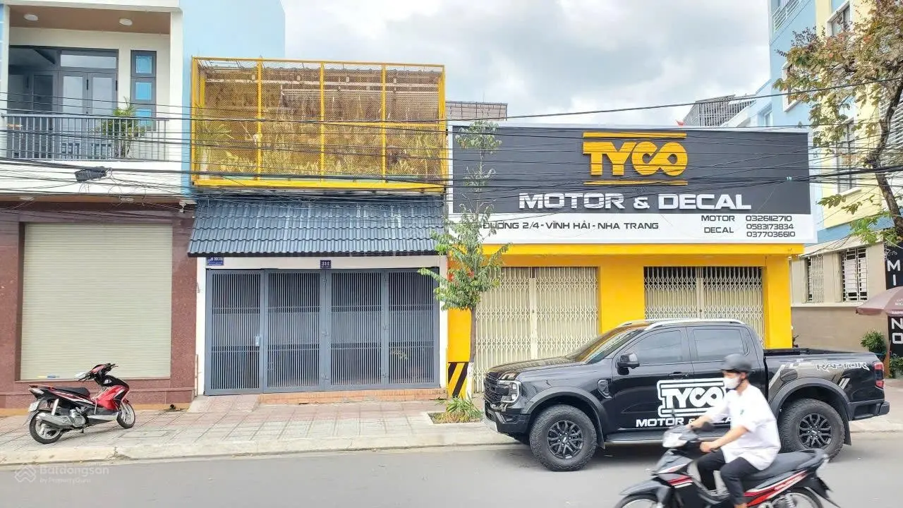 Nhà 2 tầng mặt tiền đường 2/4 - P. Vĩnh Hải - gần chợ, trường học - thích hợp kinh doanh - buôn bán