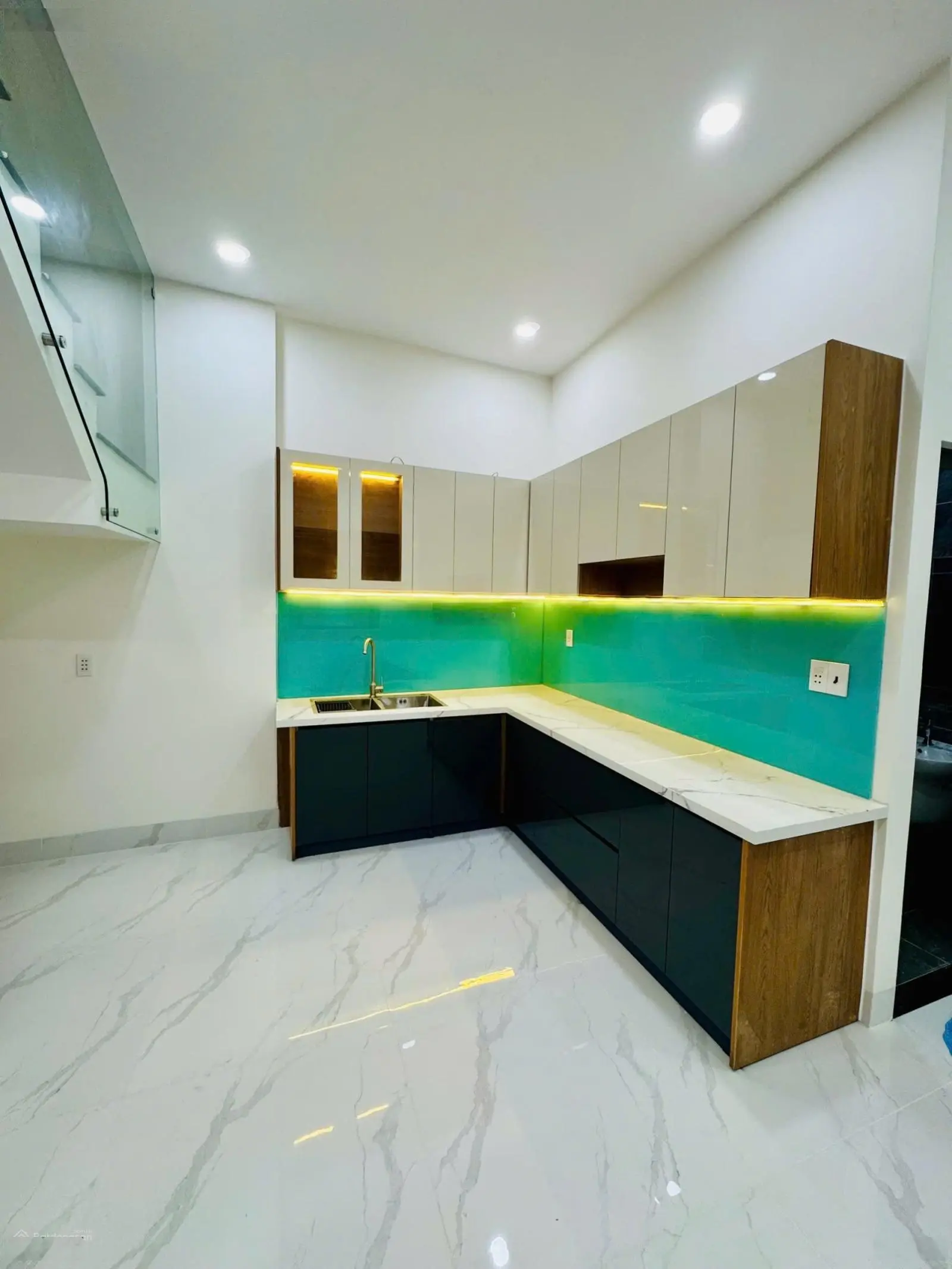 Bán nhà Phú Hoà , giá rẻ nhất khu , có đầy đủ nội thất và nhà rất đẹp , 2pn 2wc giá chỉ 2ty550
