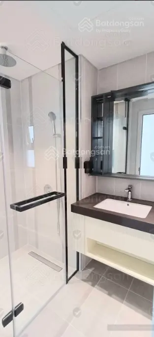 Xuất nước ngoài. Giá thật. DT 76m2, 2 phòng ngủ, NTCB, căn góc, 3 view siêu đẹp